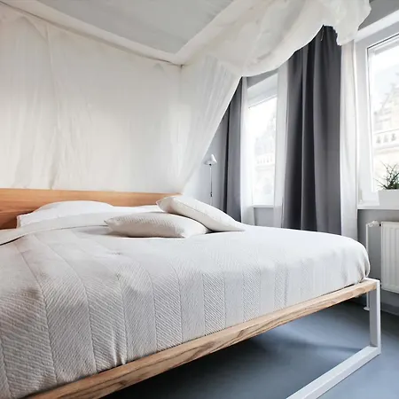 Green Design Loft 4* Lipsko