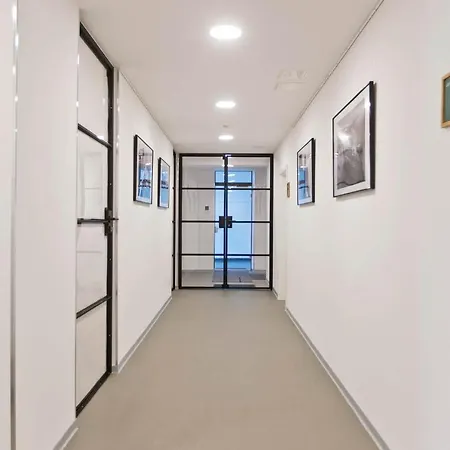 Green Design Loft 4* Lipsko