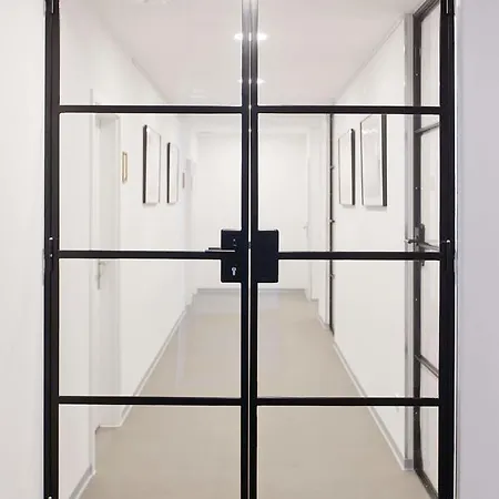 Green Design Loft 4* Lipsko