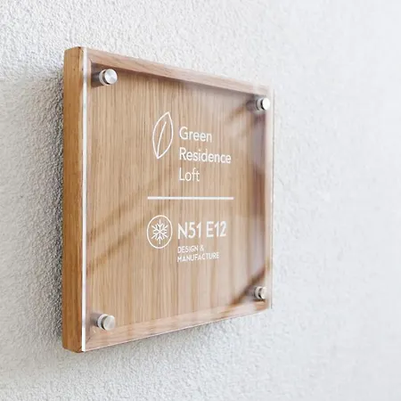 מלון דירות Green Design Loft 4*